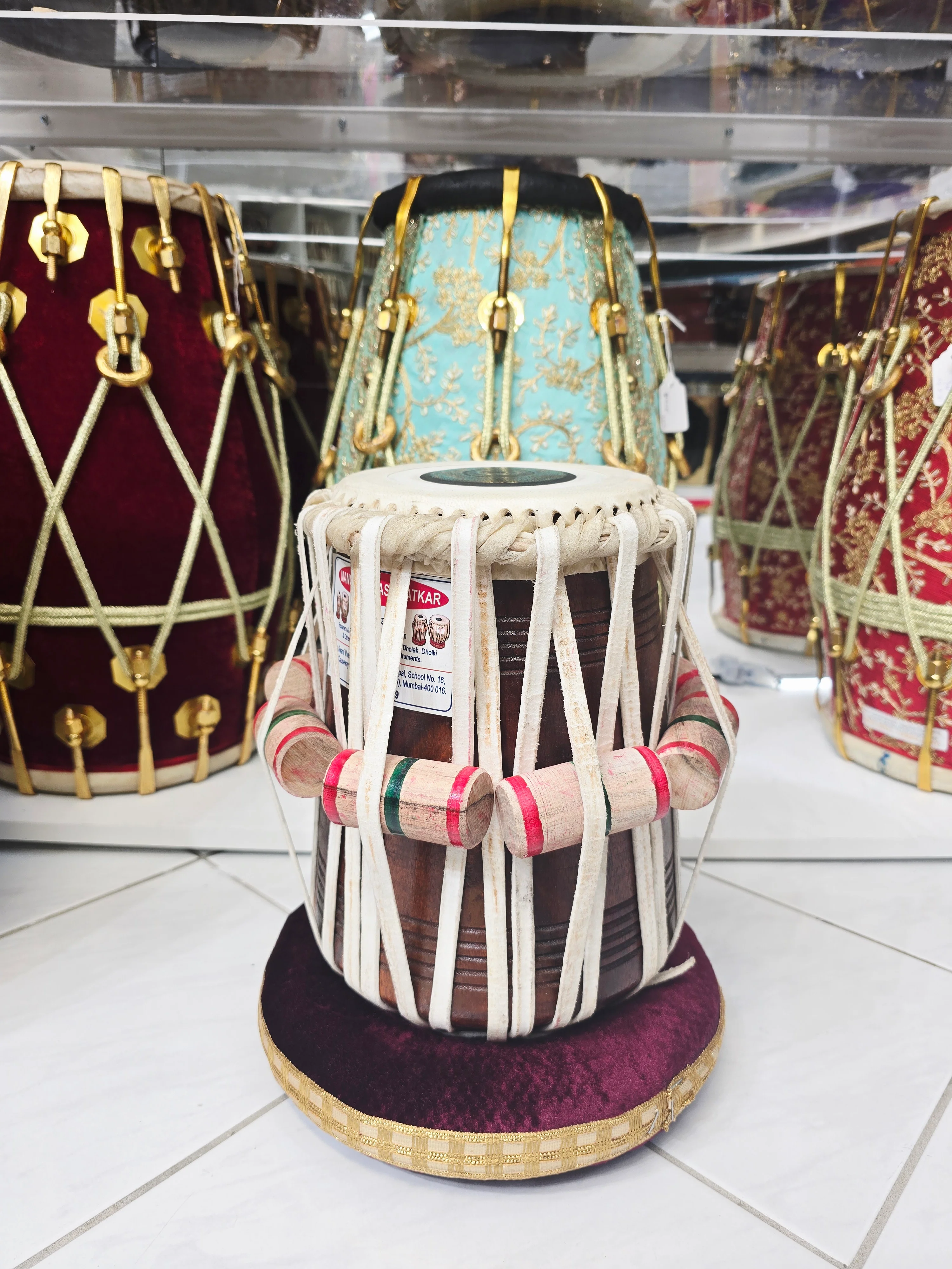 Crimson Veer | Manoj Vhatkar Dayan:
6" Red Sheesham | Tuned A#/B *Very Minor Cosmetic Blemishes - Image 3