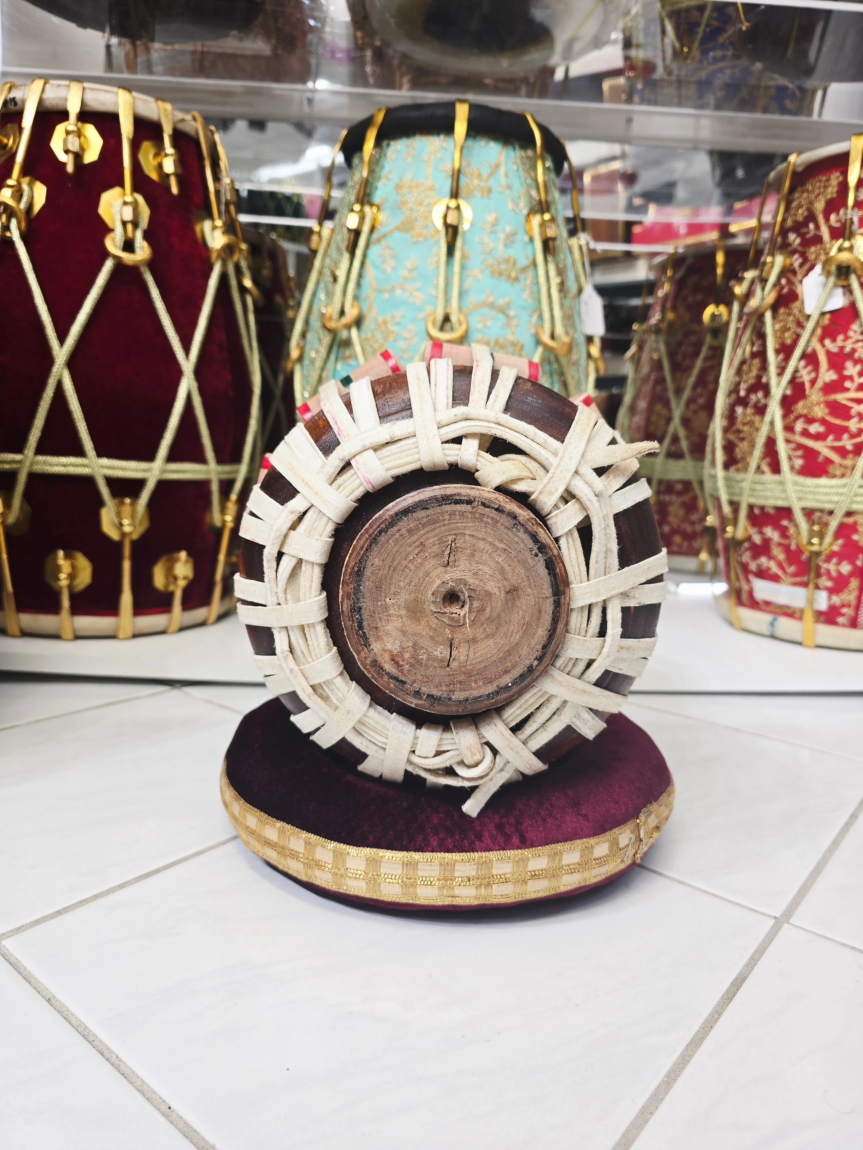 Crimson Veer | Manoj Vhatkar Dayan:
6" Red Sheesham | Tuned A#/B *Very Minor Cosmetic Blemishes - Image 6