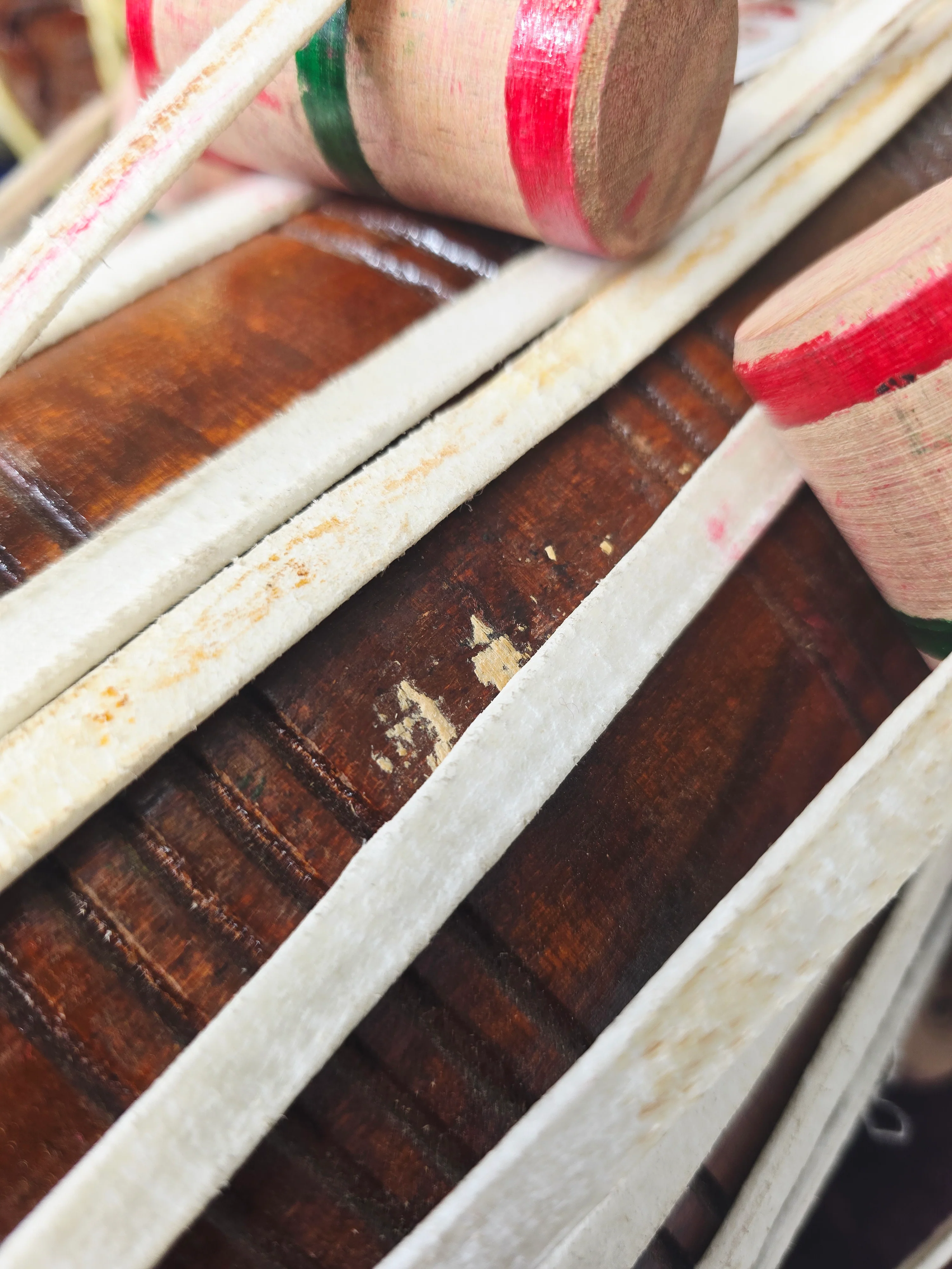 Crimson Veer | Manoj Vhatkar Dayan:
6" Red Sheesham | Tuned A#/B *Very Minor Cosmetic Blemishes - Image 7