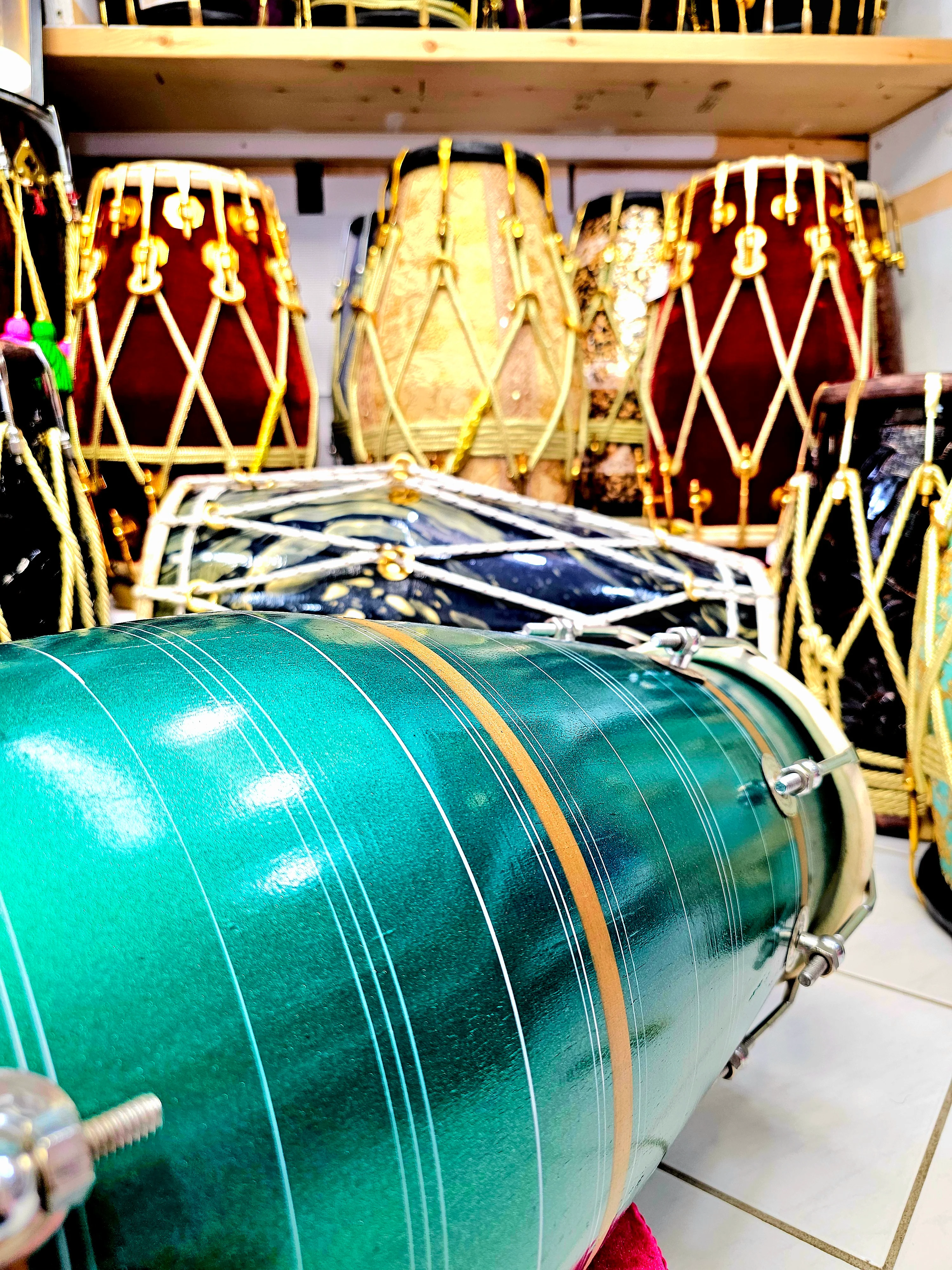 Emerald Bolt West Indian Dholak *Minor Cosmetic Defects* - Image 9