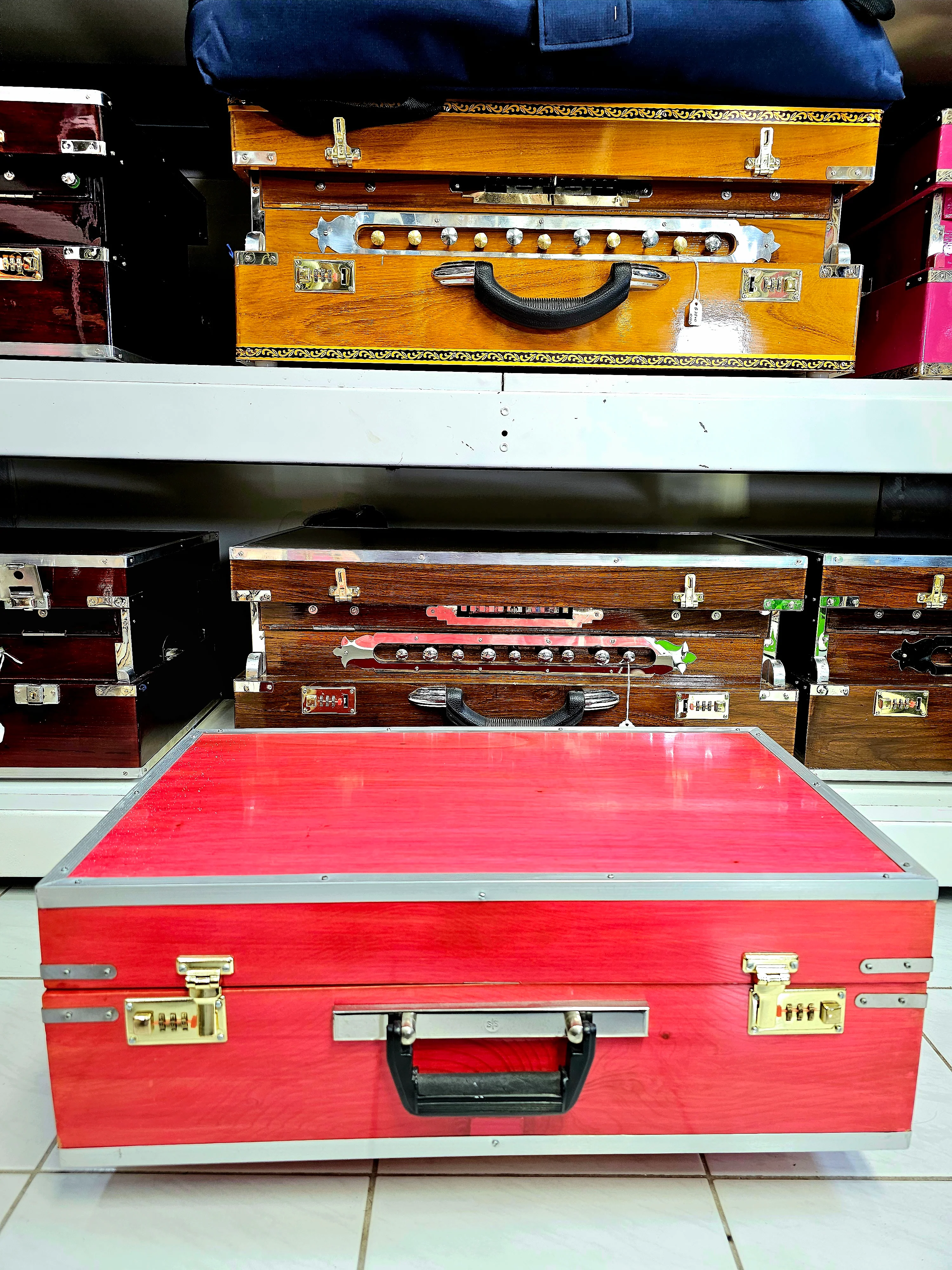 Melodic Resurgence: Refurbished Pink 2-Reed Pine Wood Traveller Harmonium (No Coupler) - Image 10