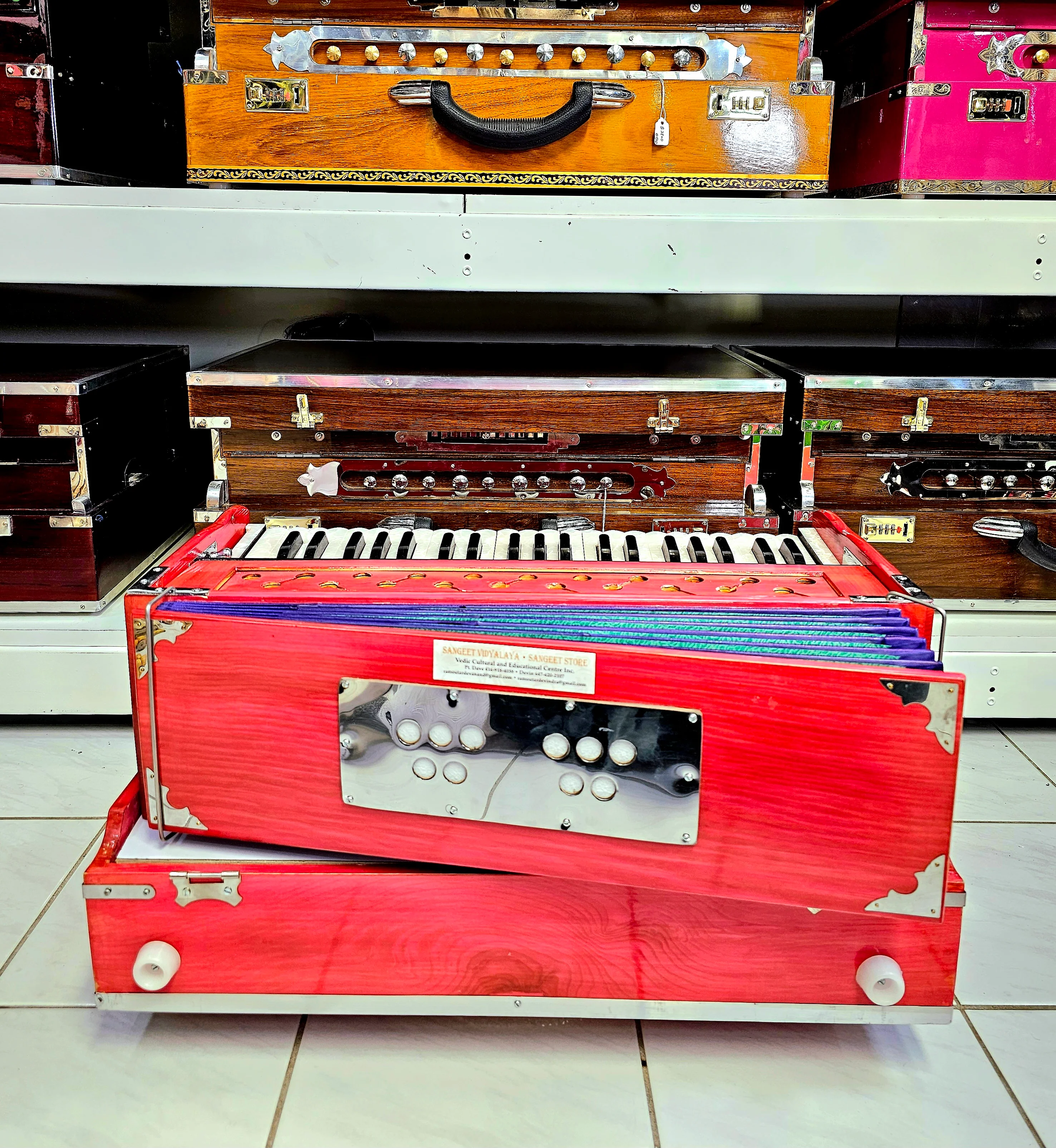 Melodic Resurgence: Refurbished Pink 2-Reed Pine Wood Traveller Harmonium (No Coupler) - Image 6