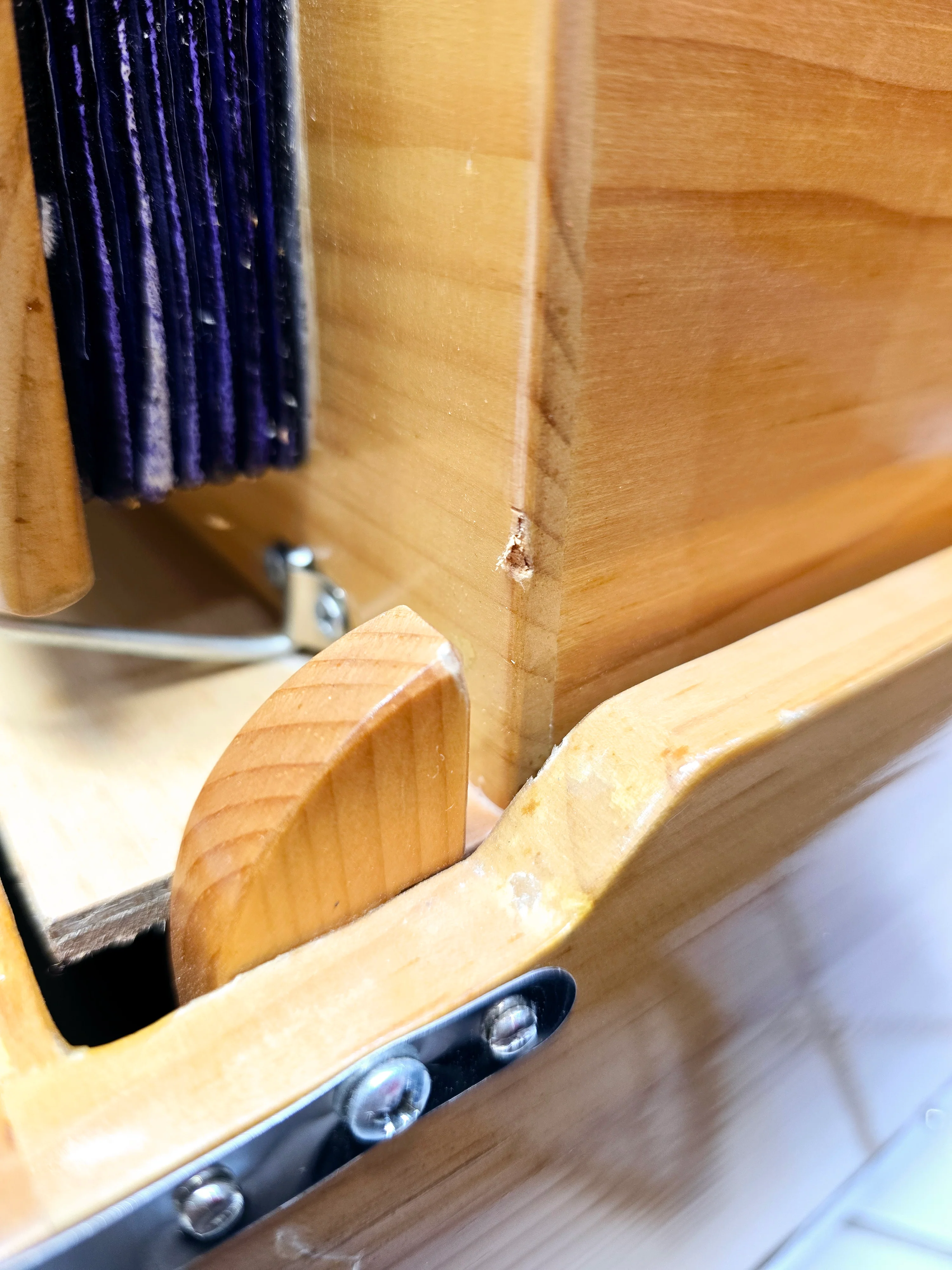 Natural Harmony: 2 Reed Pine Wood Traveller Harmonium with Minor Cosmetic Defects - Image 12