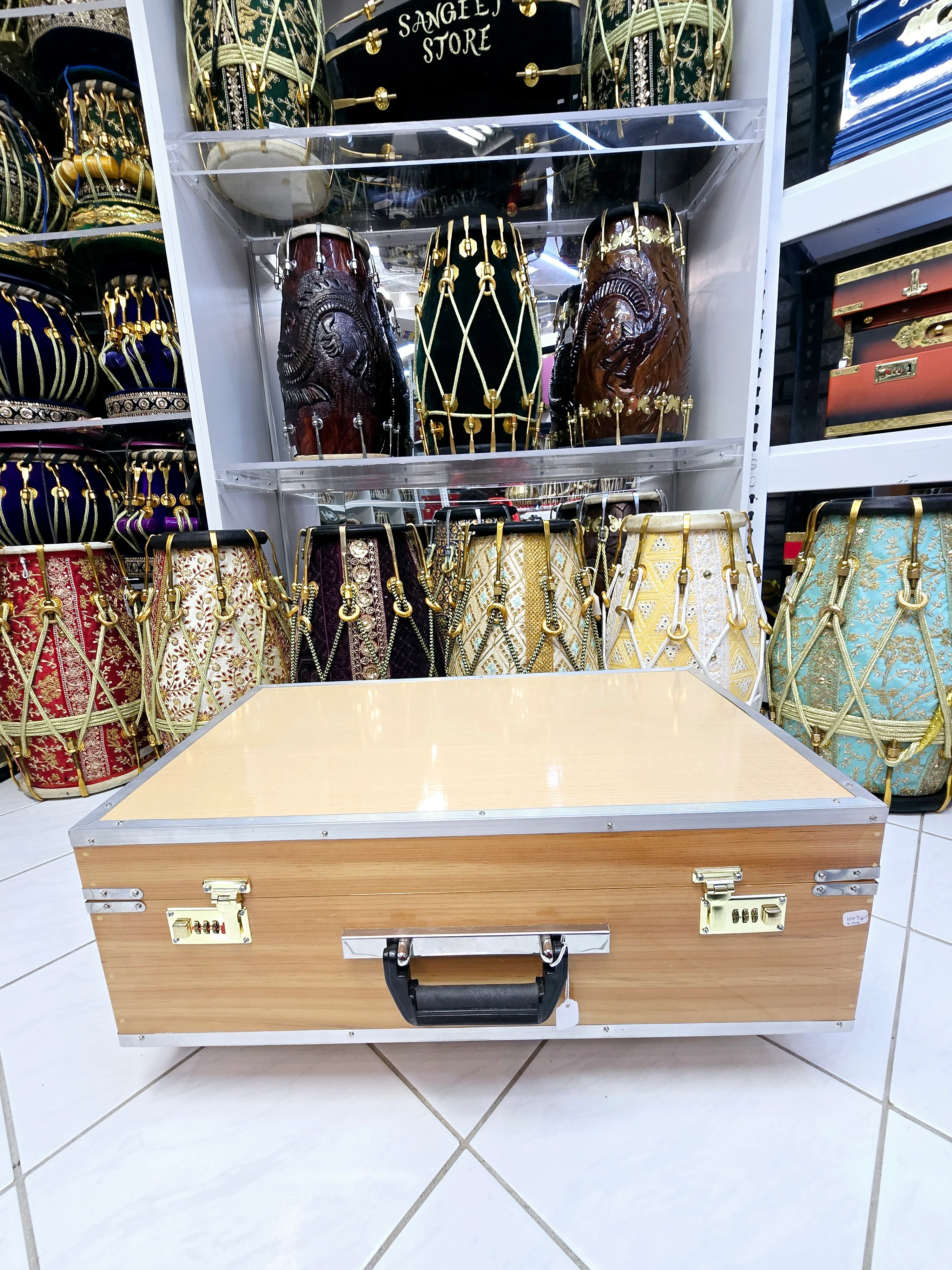 Natural Harmony: 2 Reed Pine Wood Traveller Harmonium with Minor Cosmetic Defects - Image 14