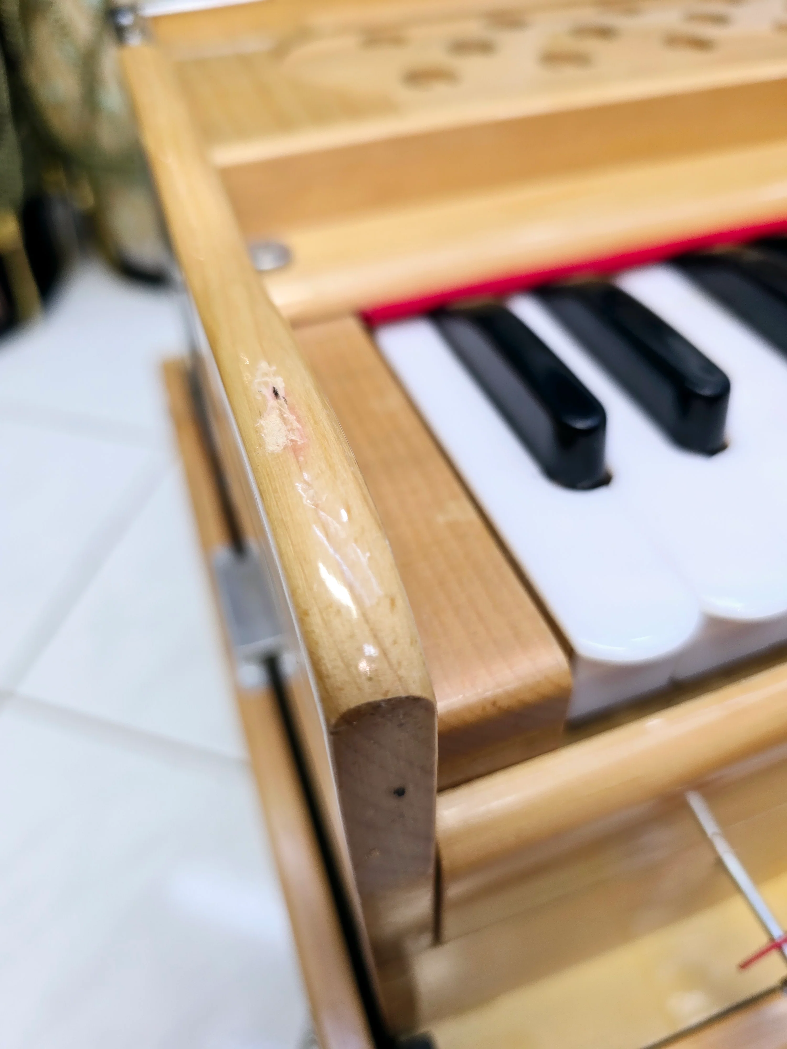 Oak Avanti 42-Key Traveller Harmonium – 2 Reeds, Coupler (Professional) - Image 11