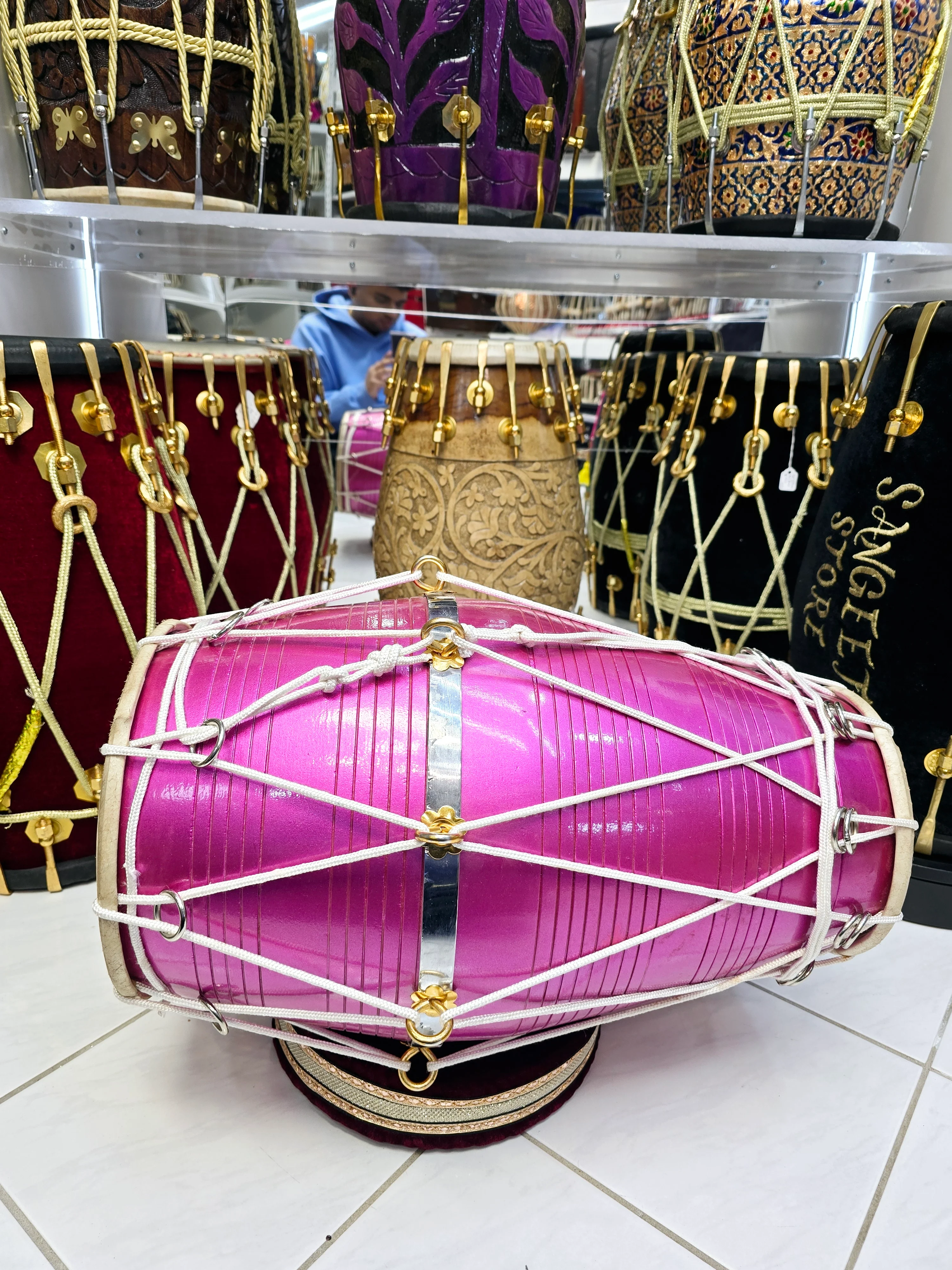 Radiant Rose West Indian Dholak – 20" Red Sheesham, Glossy Sparkling Magenta with White Ropes (Minor Defects) - Image 3