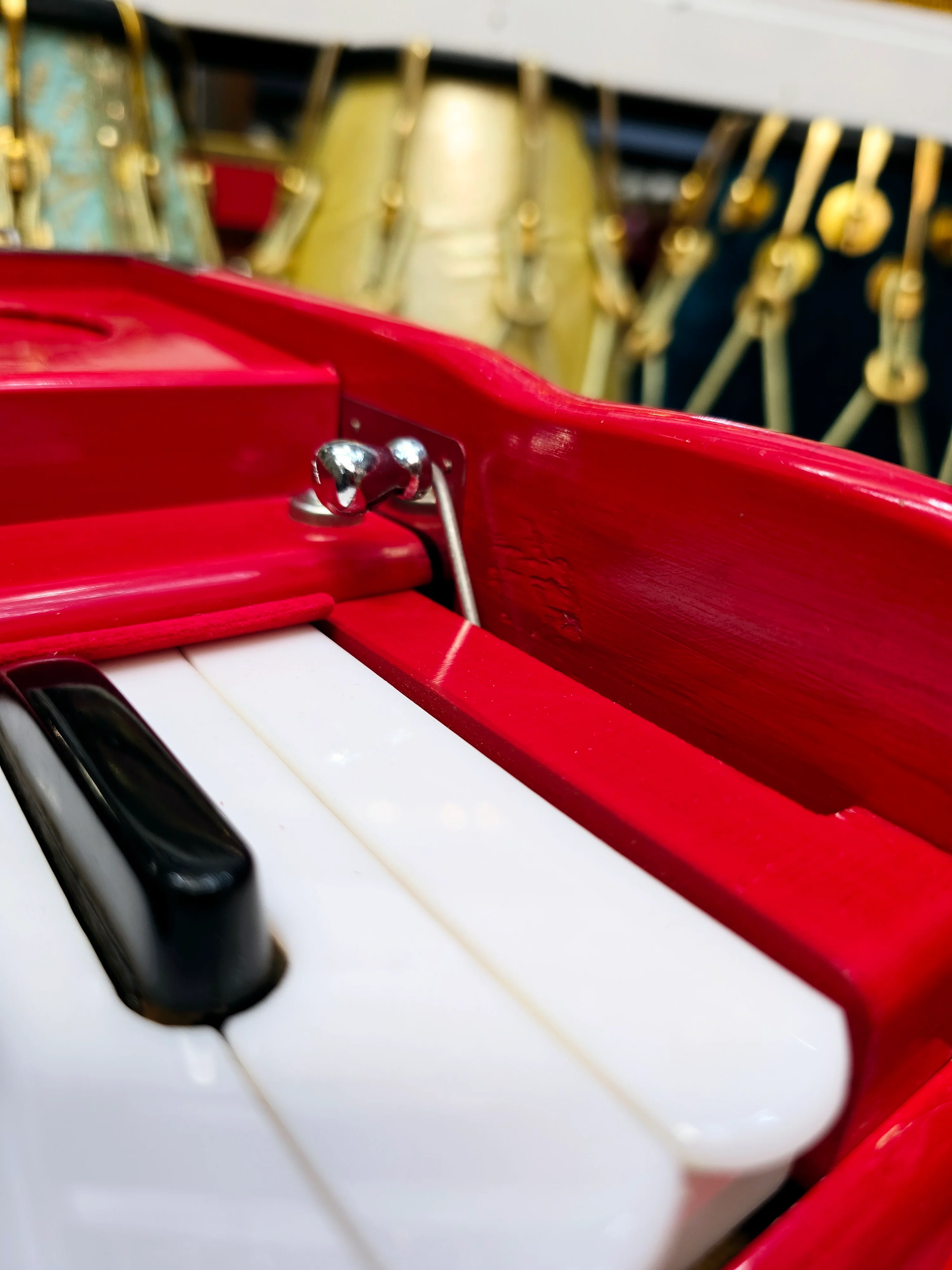 Ruby Param Traveller Harmonium – 2-Reed, Coupler (Minor Cosmetic Defects) - Image 17