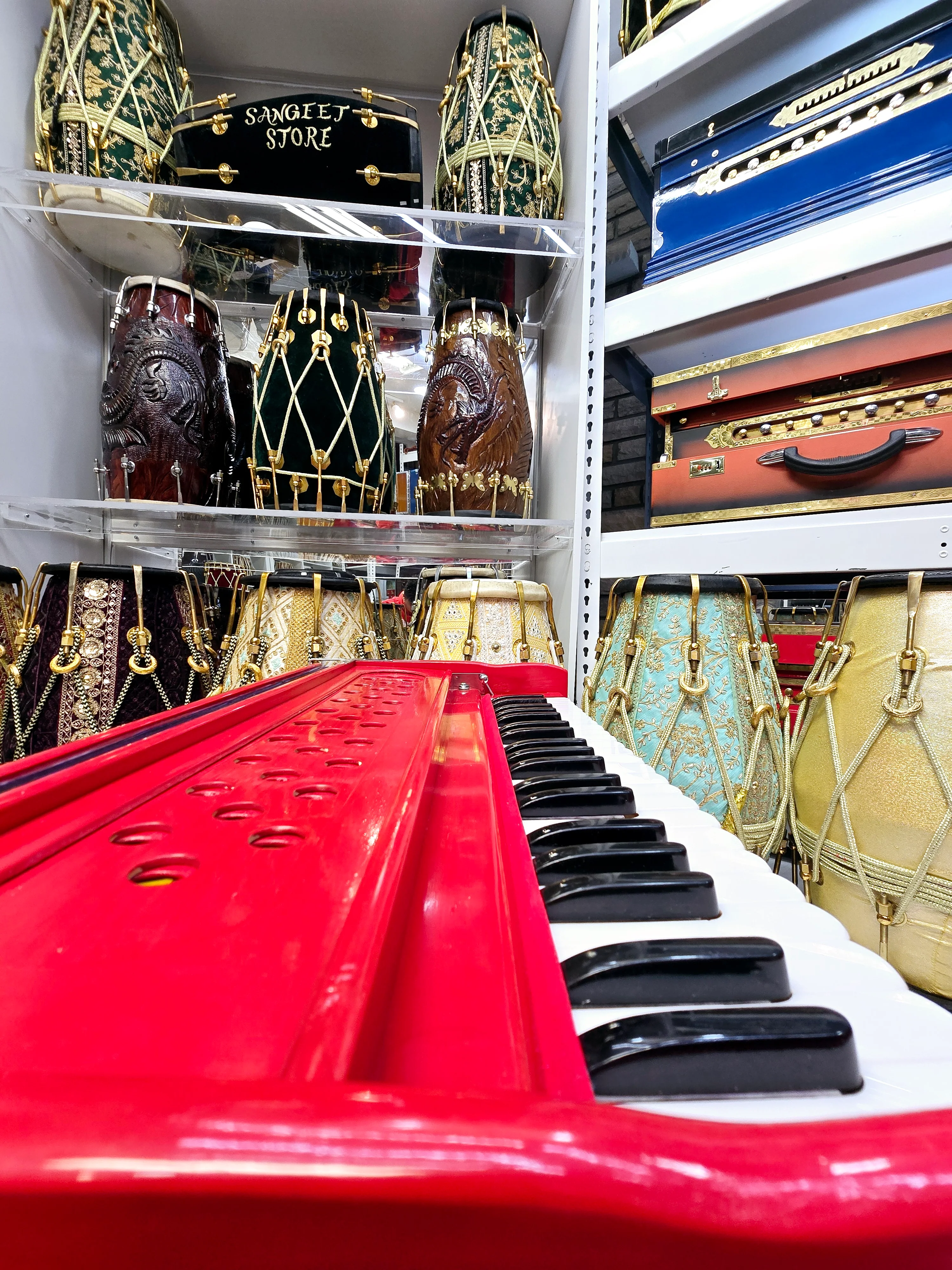 Ruby Param Traveller Harmonium – 2-Reed, Coupler (Minor Cosmetic Defects) - Image 4