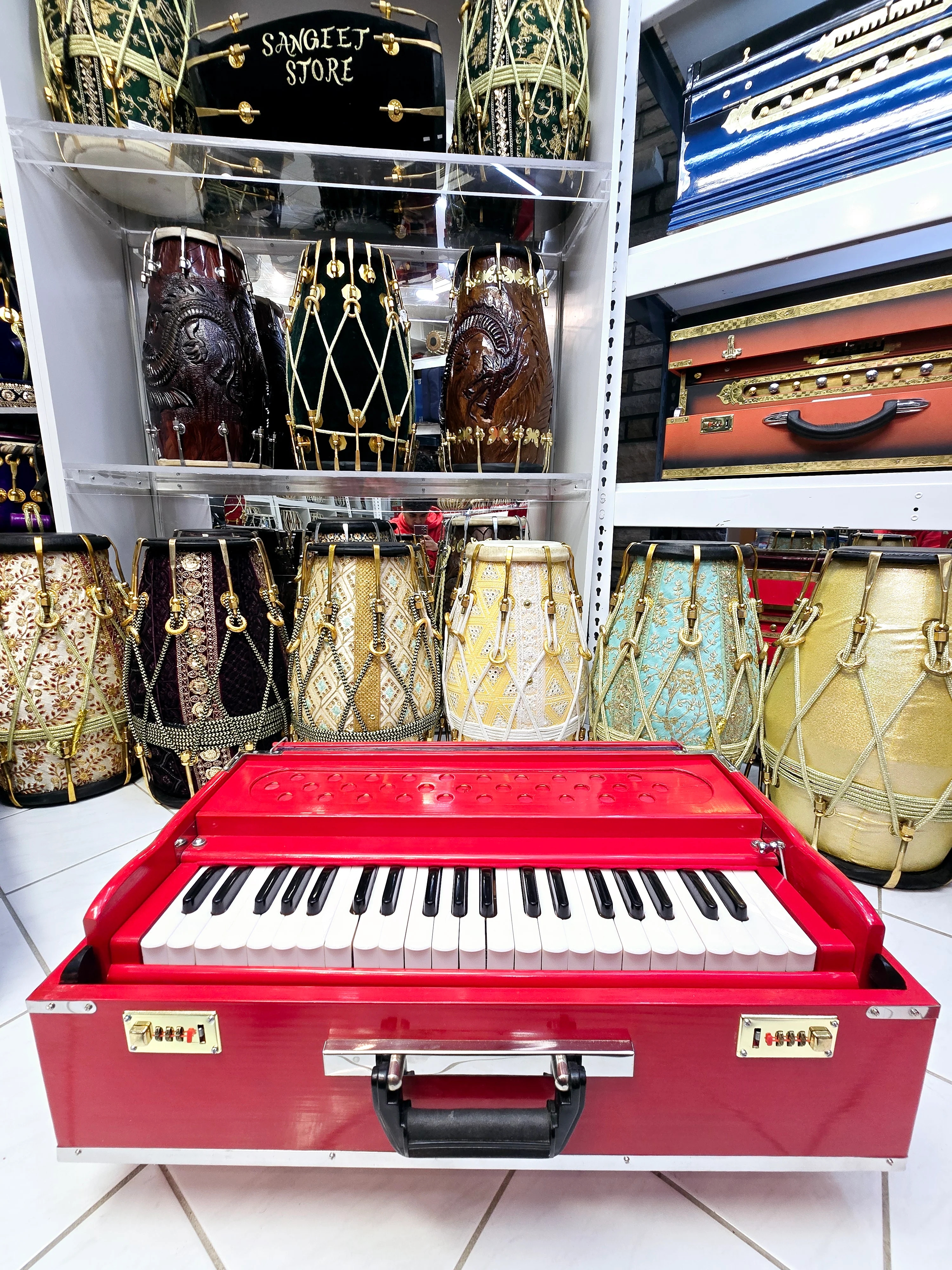 Ruby Param Traveller Harmonium – 2-Reed, Coupler (Minor Cosmetic Defects) - Image 9