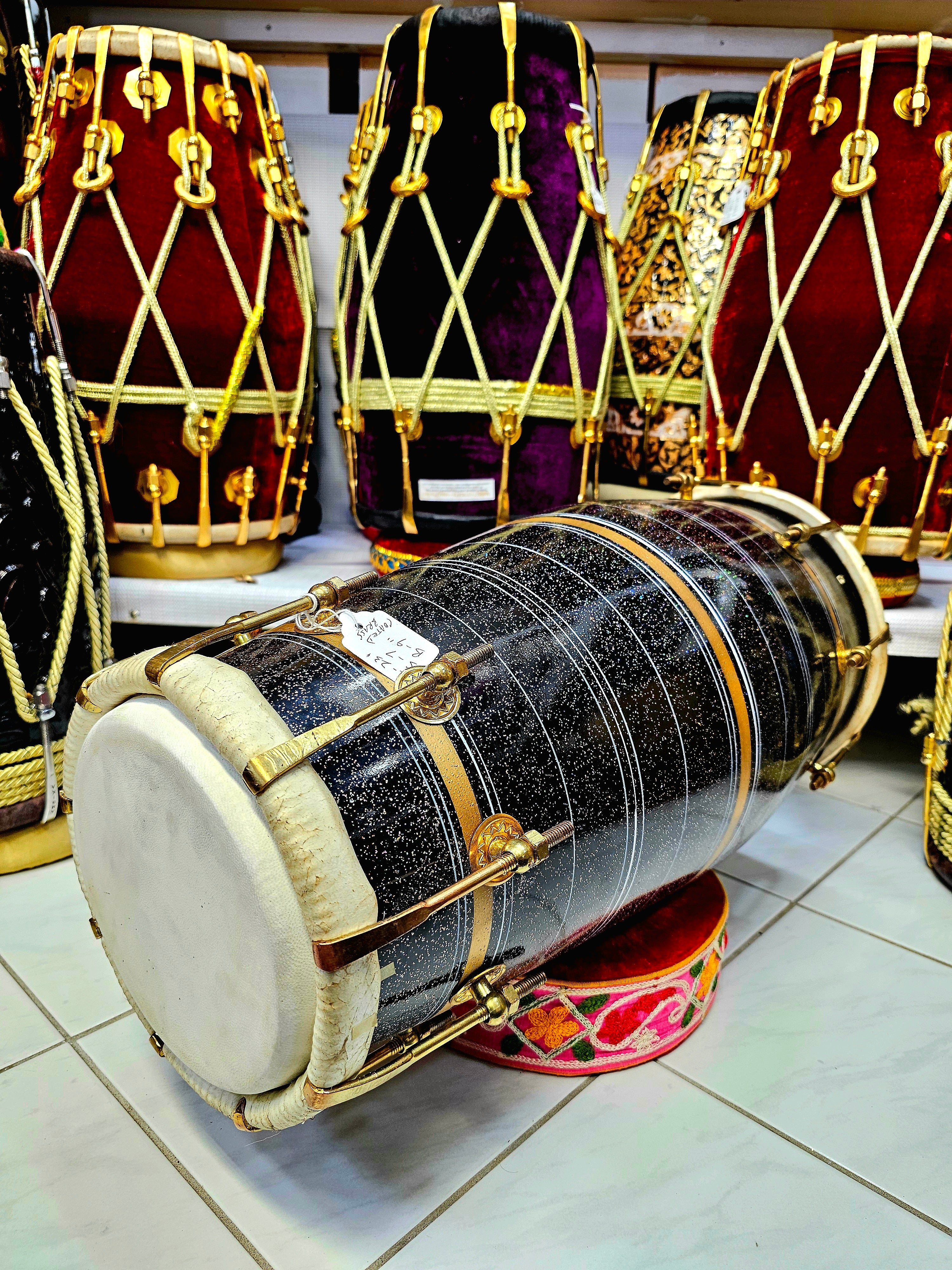 Starlight Noir Bolted West Indian Dholak - Image 5
